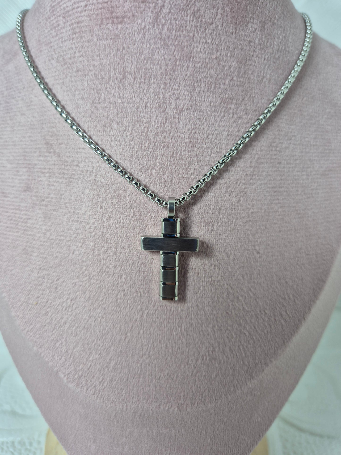 070126 Men's Neck #8