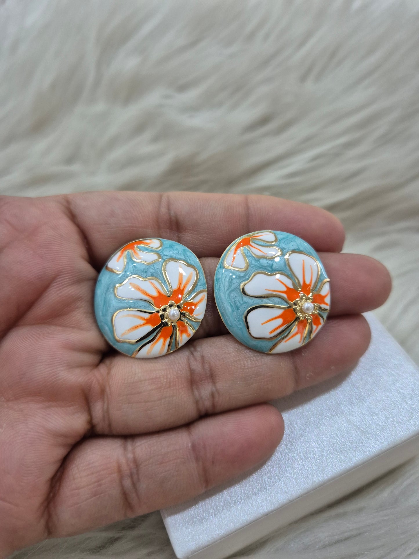 Arete Flor azul