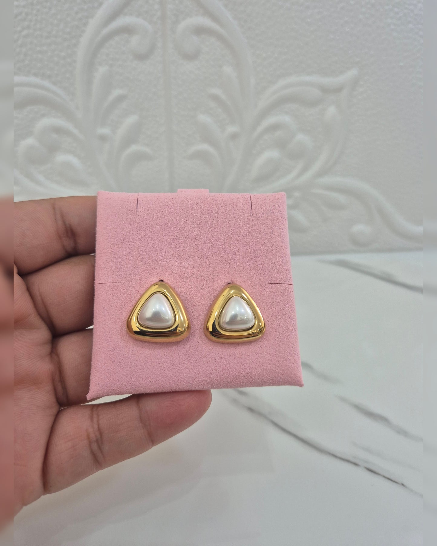 071020 Triangular Perla