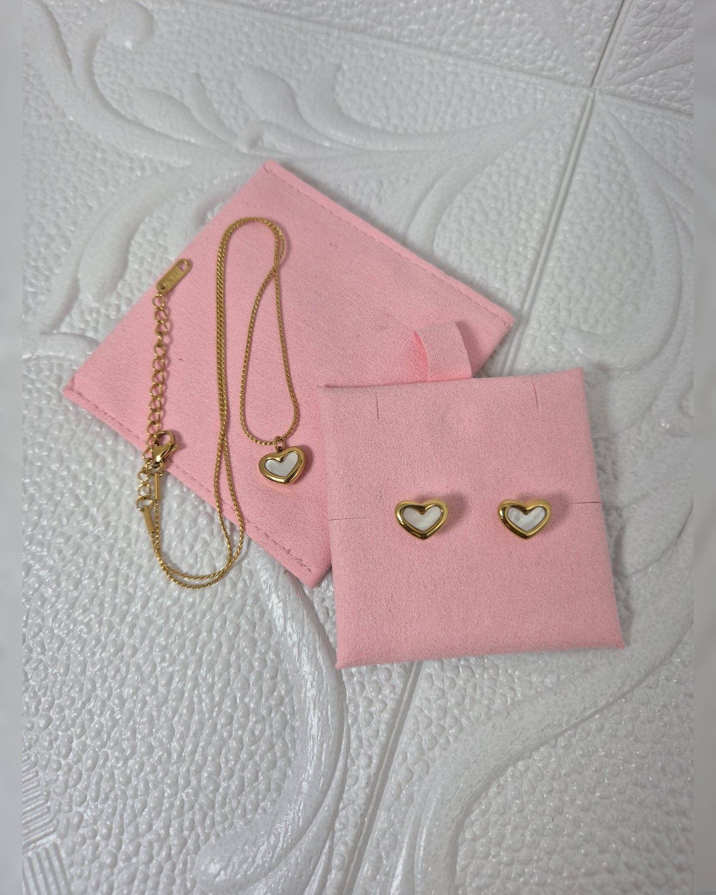 Set Cadena y Aretes Corazón
