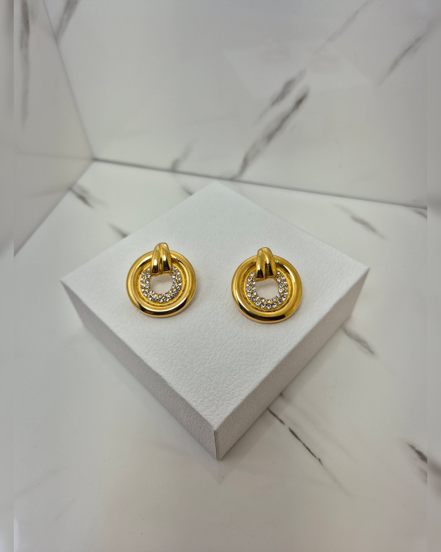 V2601 Luisa