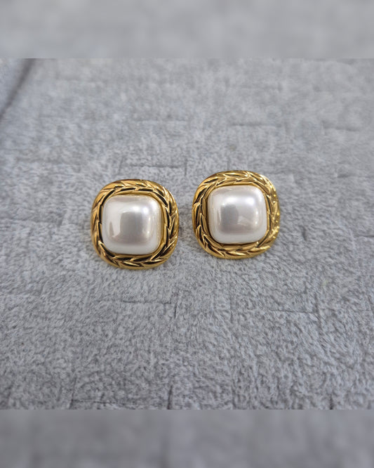 Arete Perla Cuadraro