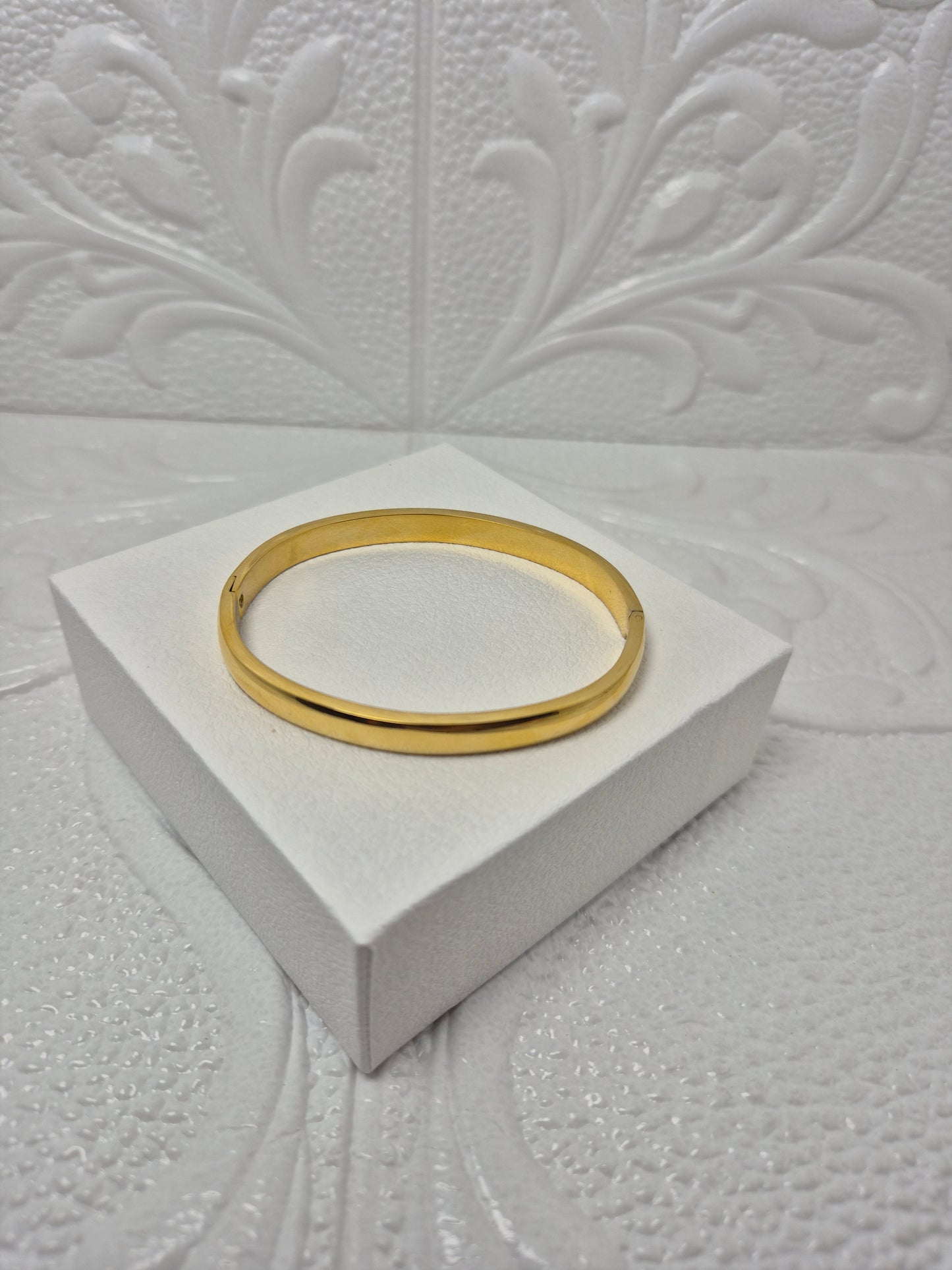 130626 Brazalete Cartier Solido