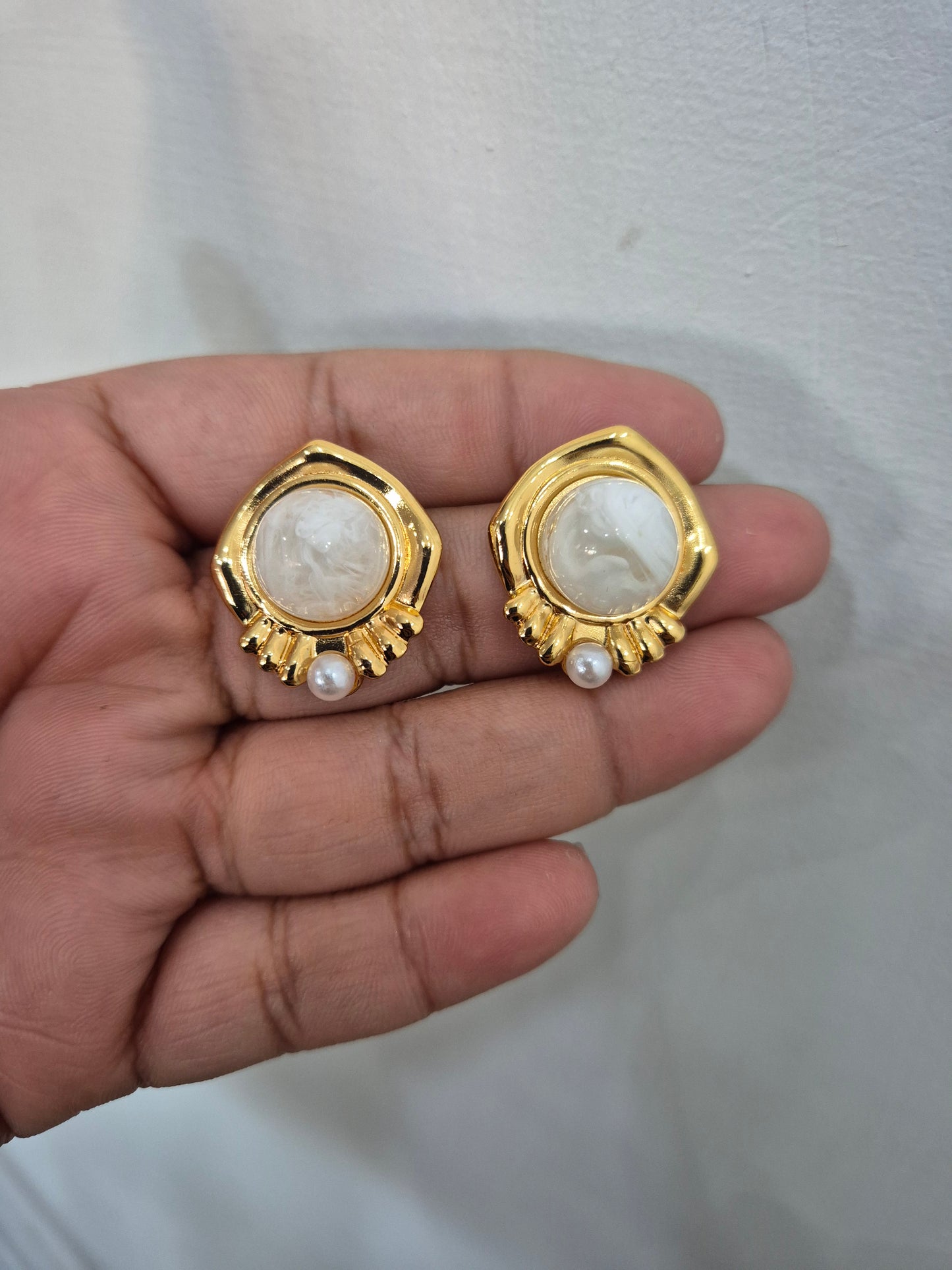 041112 Arete Resina Blanco