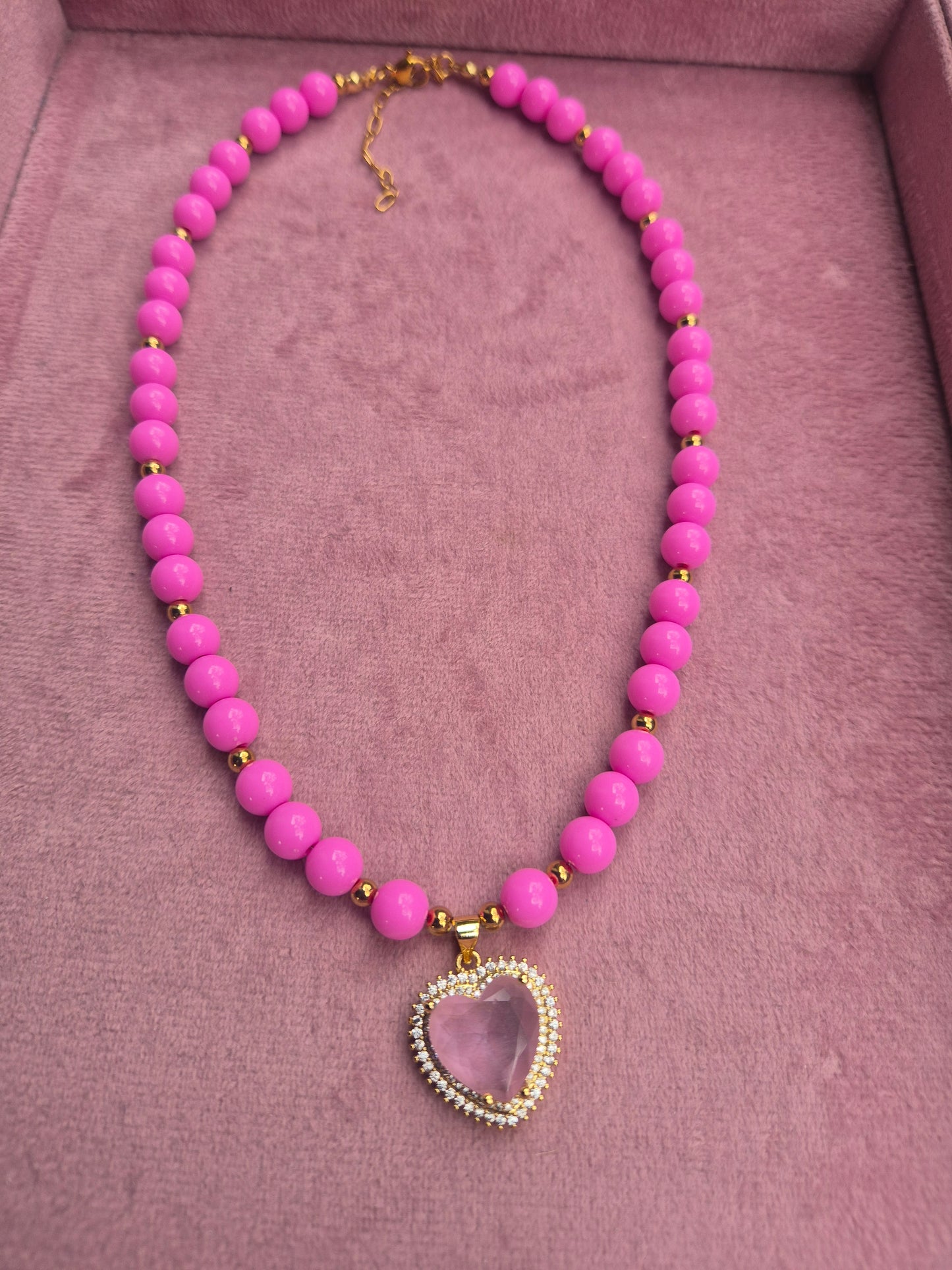 Collar Chicle Corazón Rosa