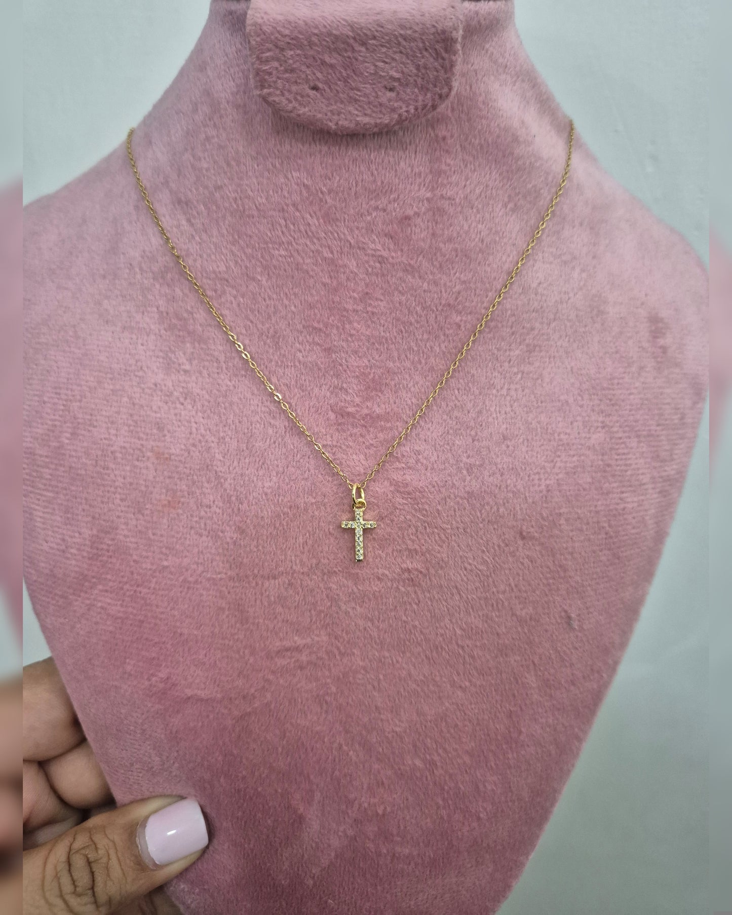 Cadena Cruz Zirconia