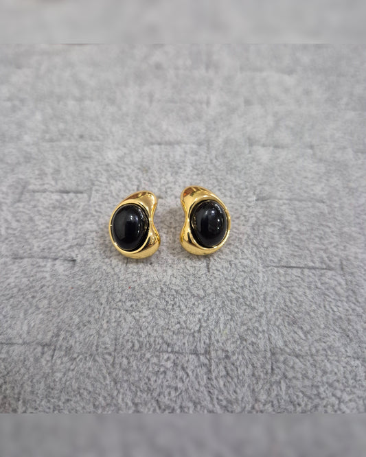 Arete Gota Resina Blanca